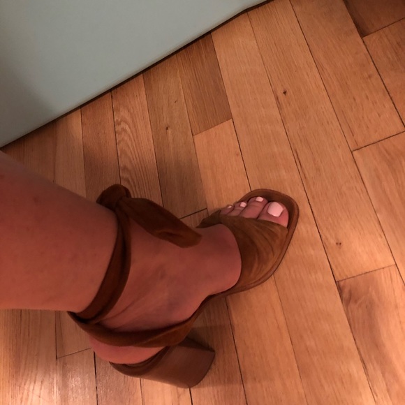 Suede Sandal - Picture 5 of 6